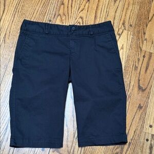 Lacoste sz 40 (US M) Black long bermuda walking shorts